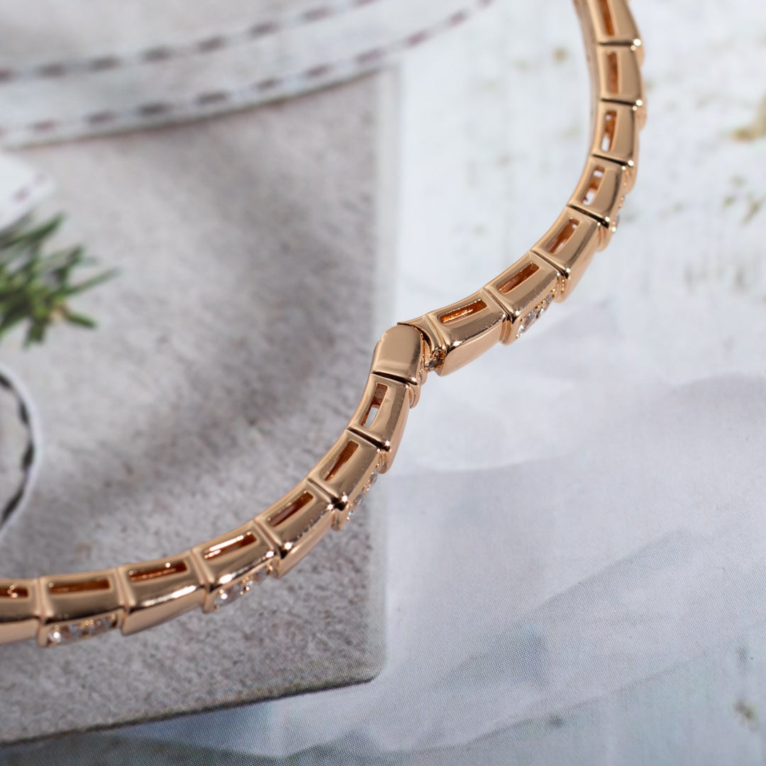 [⭐Veyra]SERPENTI SMALL BRACELET PINK GOLD DIAMOND