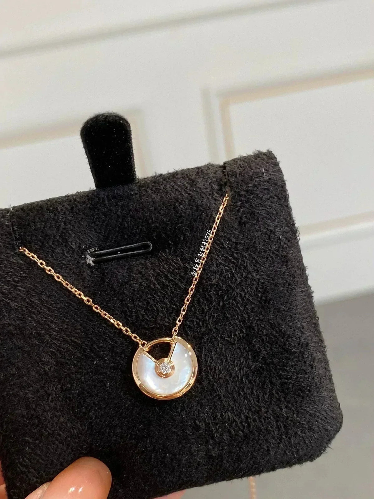 [⭐Veyra]AMULETTE ROSE GOLD MOP NECKLACE