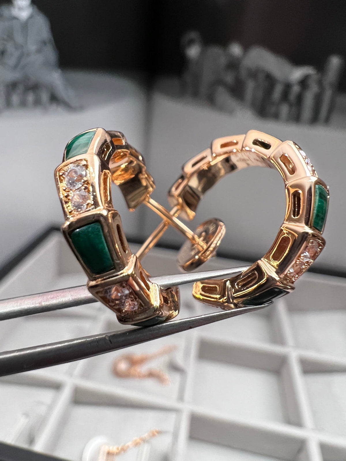 [⭐Veyra]SERPENTI MALACHITE PINK GOLD EARRINGS