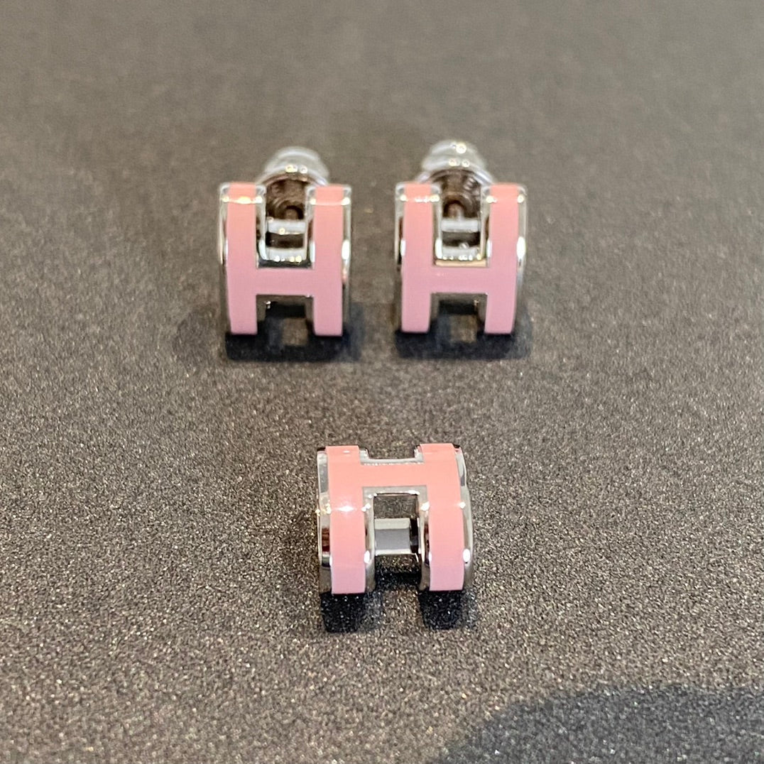 [⭐Veyra]MINI POP H SILVER EARRINGS PINK