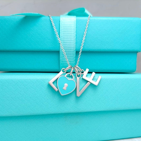 [⭐Veyra Jewels]LOVE TEXT PEDANT NECKLACE