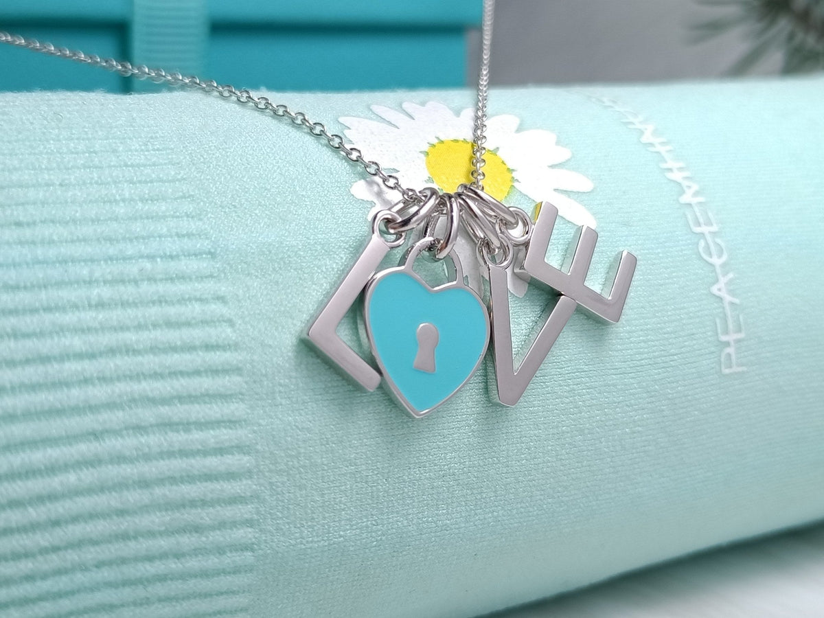 [⭐Veyra Jewels]LOVE TEXT PEDANT NECKLACE