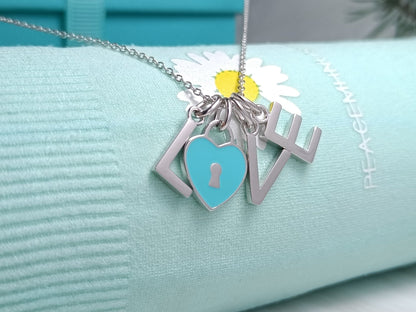 [⭐Veyra Jewels]LOVE TEXT PEDANT NECKLACE