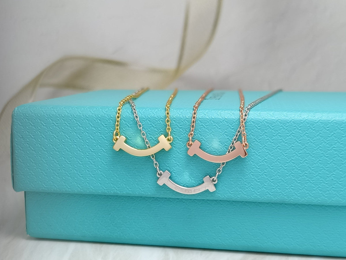 [⭐Veyra Jewels]MINI SMILE PEDANT NECKLACE