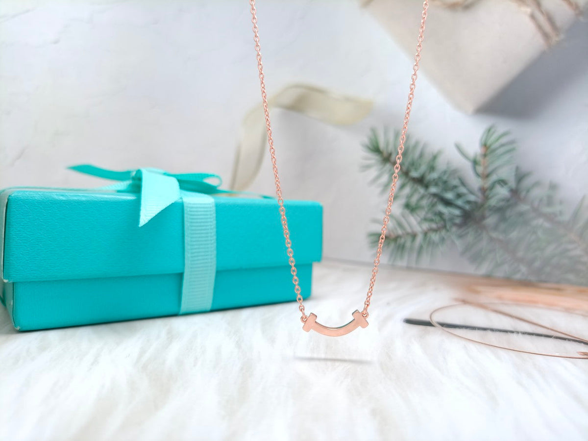 [⭐Veyra Jewels]MINI SMILE PEDANT NECKLACE