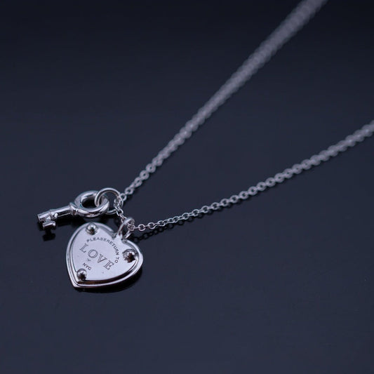 [⭐Veyra Jewels]KEY AND HEART SILVER NECKLACE