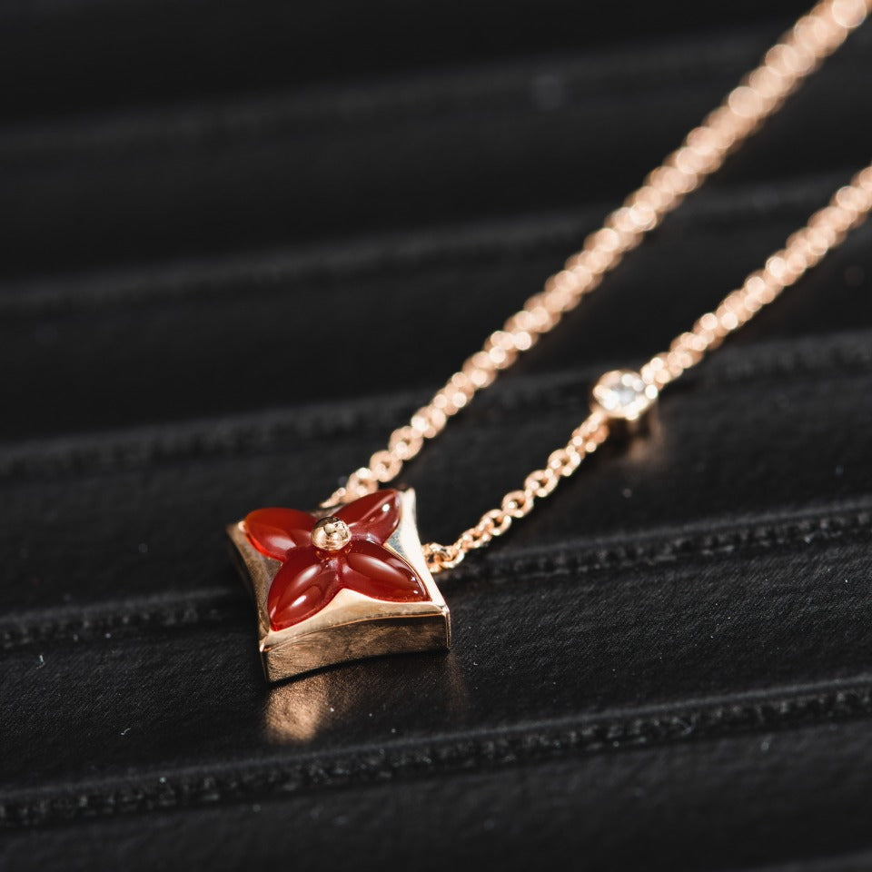 [⭐Veyra]STAR NECKLACE PINK GOLD 1 DIAMOND