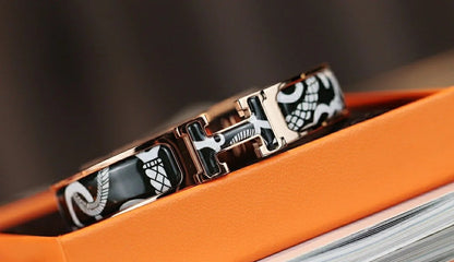 [⭐Veyra]H TARTAN BRACELET 12MM