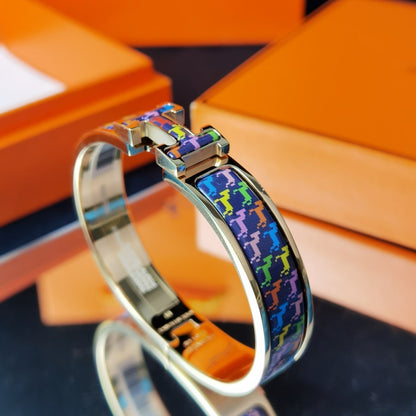 [⭐Veyra]H HORSE BRACELET 12MM