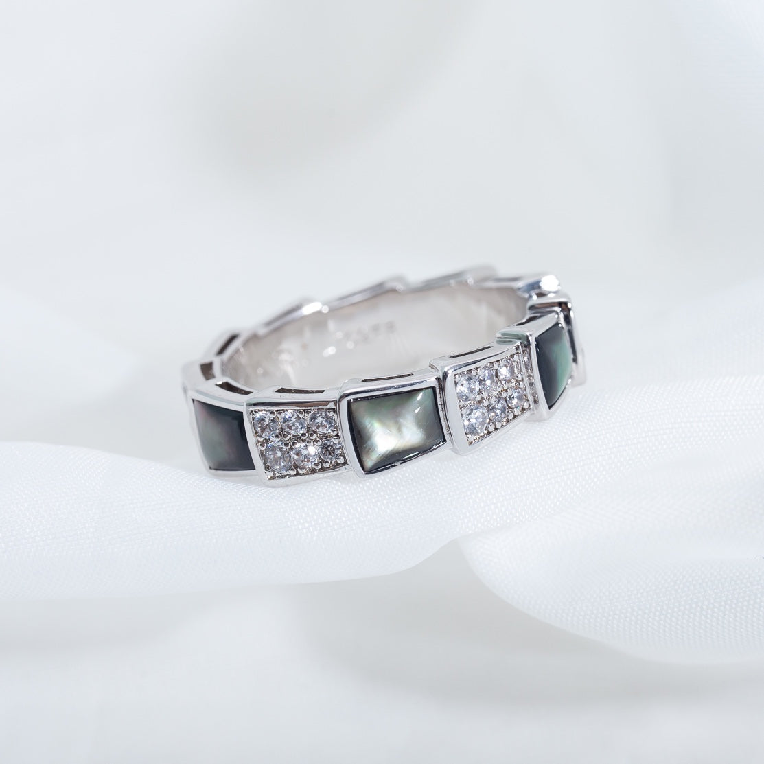 [⭐Veyra]SERPENTI RING SILVER DIAMOND BLACK MOP 4MM