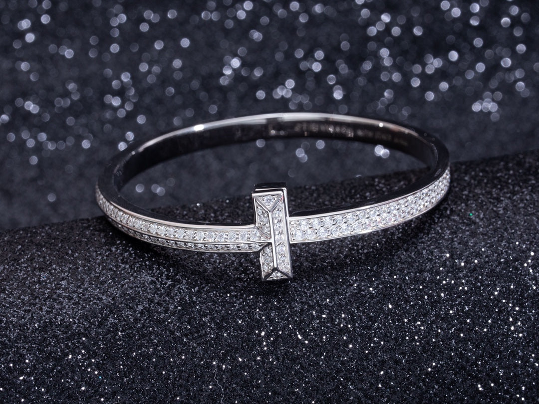 [⭐Veyra Jewels]WIDE DIAMONDS HINGED BANGLE SILVER