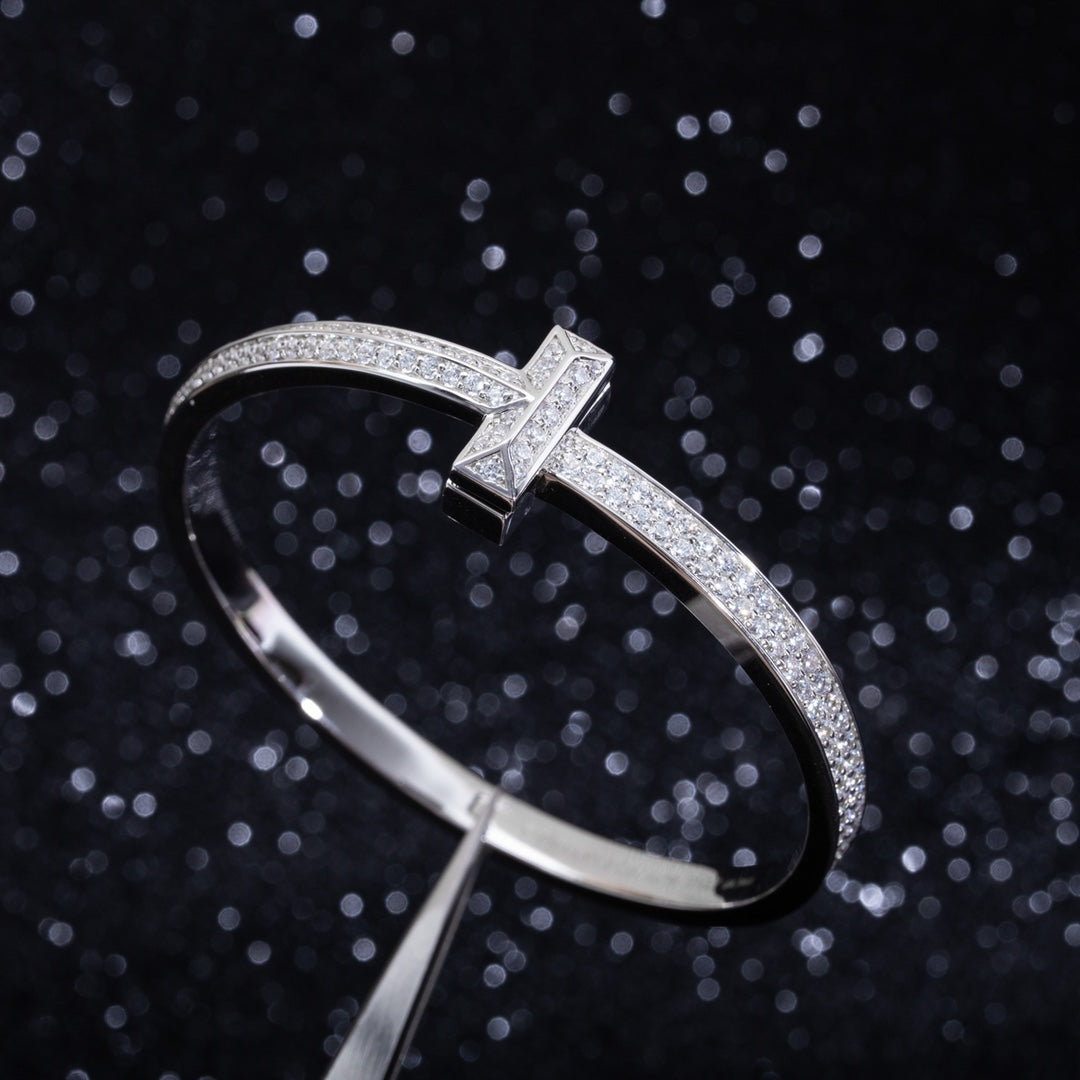 [⭐Veyra Jewels]WIDE DIAMONDS HINGED BANGLE SILVER