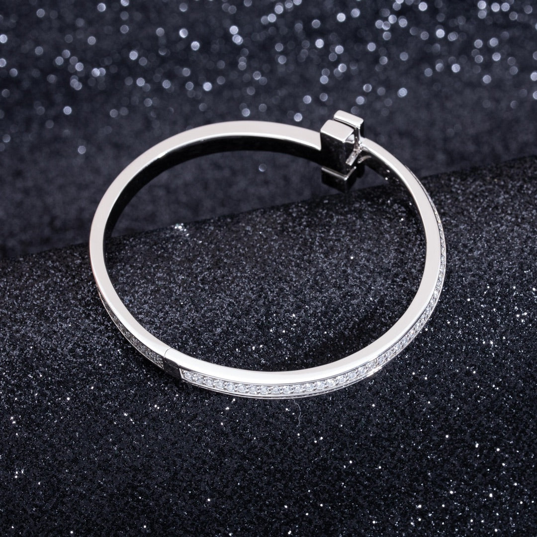[⭐Veyra Jewels]WIDE DIAMONDS HINGED BANGLE SILVER