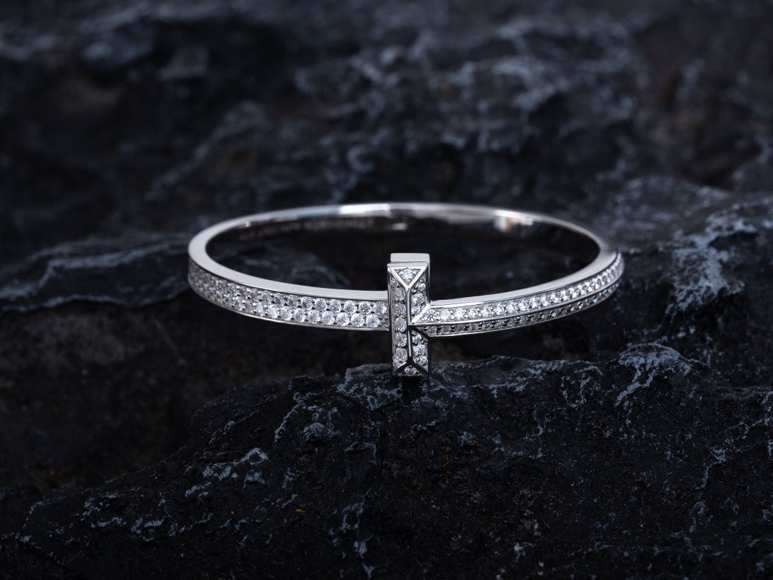 [⭐Veyra Jewels]WIDE DIAMONDS HINGED BANGLE SILVER