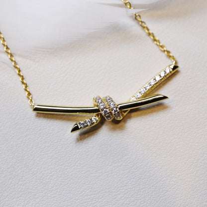 [⭐Veyra Jewels]KNOT NECKLACE GOLD DIAMONDS