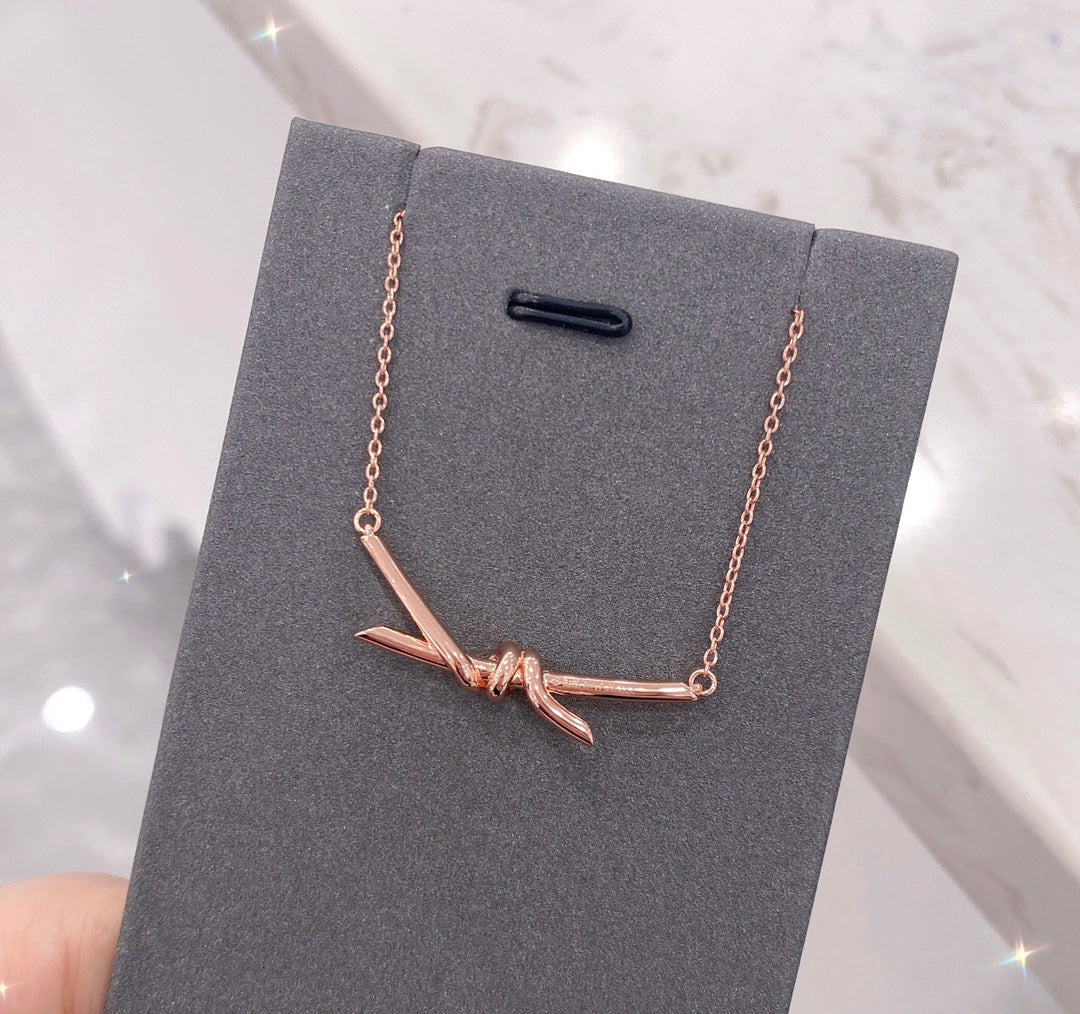 [⭐Veyra Jewels]KNOT NECKLACE DIAMONDS