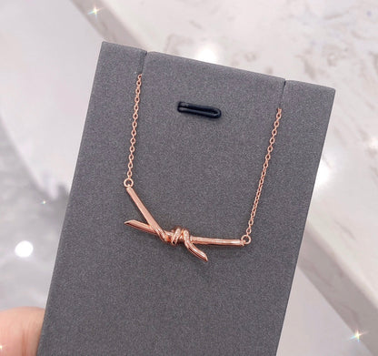 [⭐Veyra Jewels]KNOT NECKLACE DIAMONDS