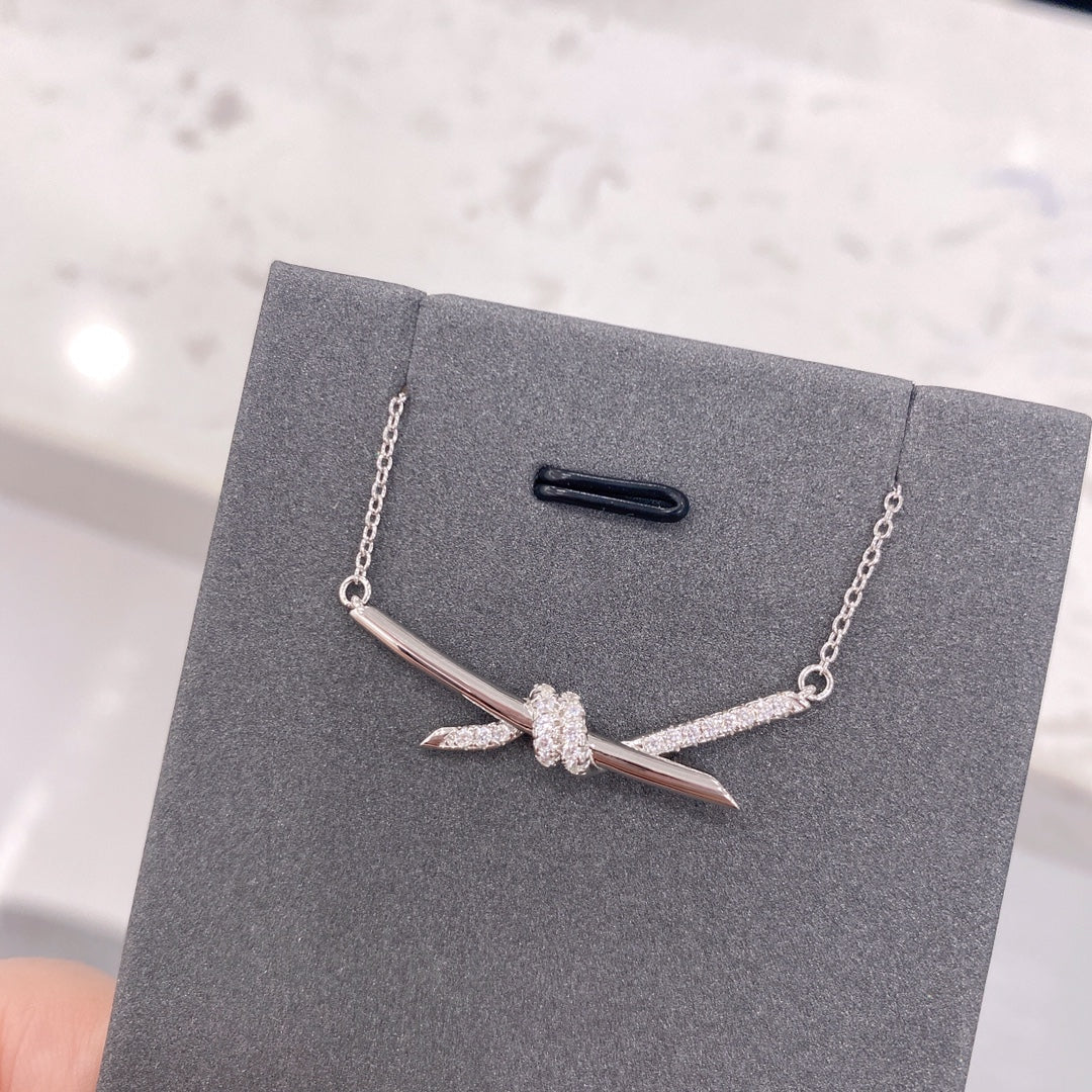 [⭐Veyra Jewels]KNOT NECKLACE DIAMONDS