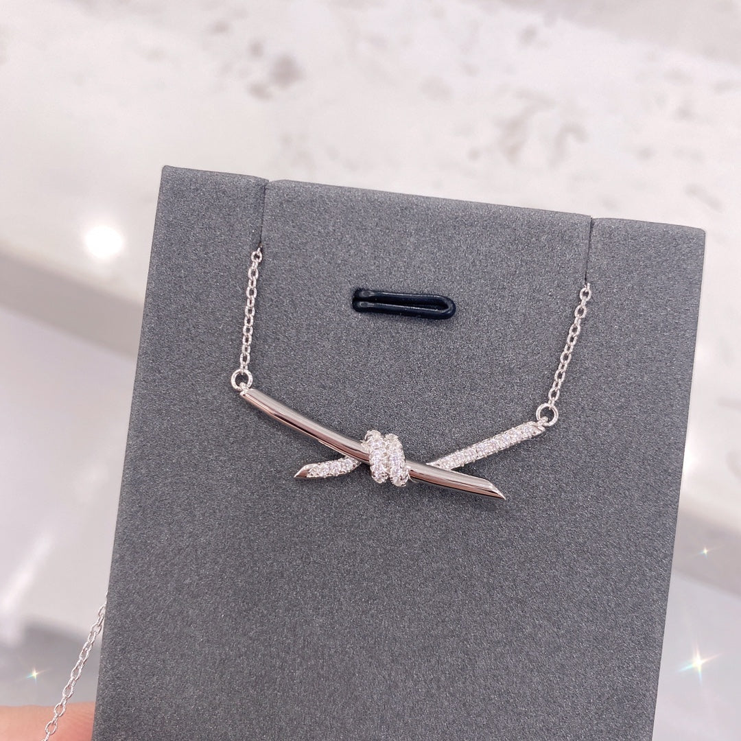 [⭐Veyra Jewels]KNOT NECKLACE DIAMONDS