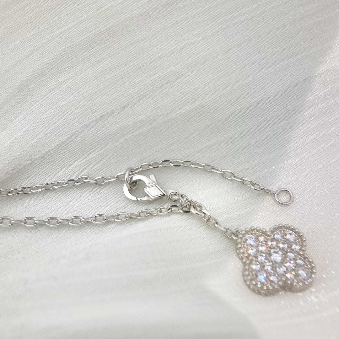 [⭐Veyra]CLOVER 5 MOTIFS SILVER DIAMONDS NECKLACE