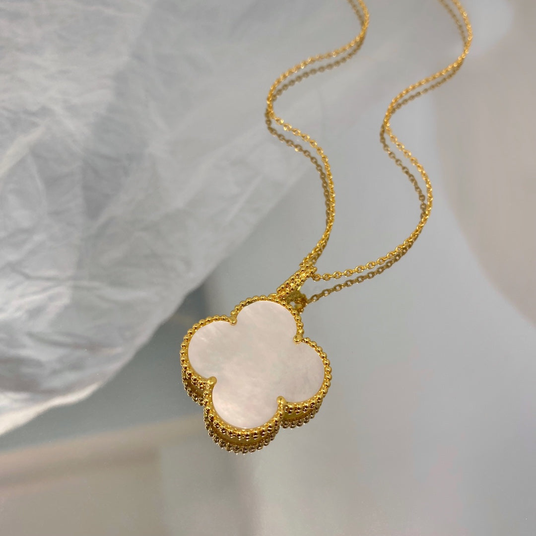 [⭐Veyra]CLOVER 25MM MOP LARGE PENDANT NECKLACE