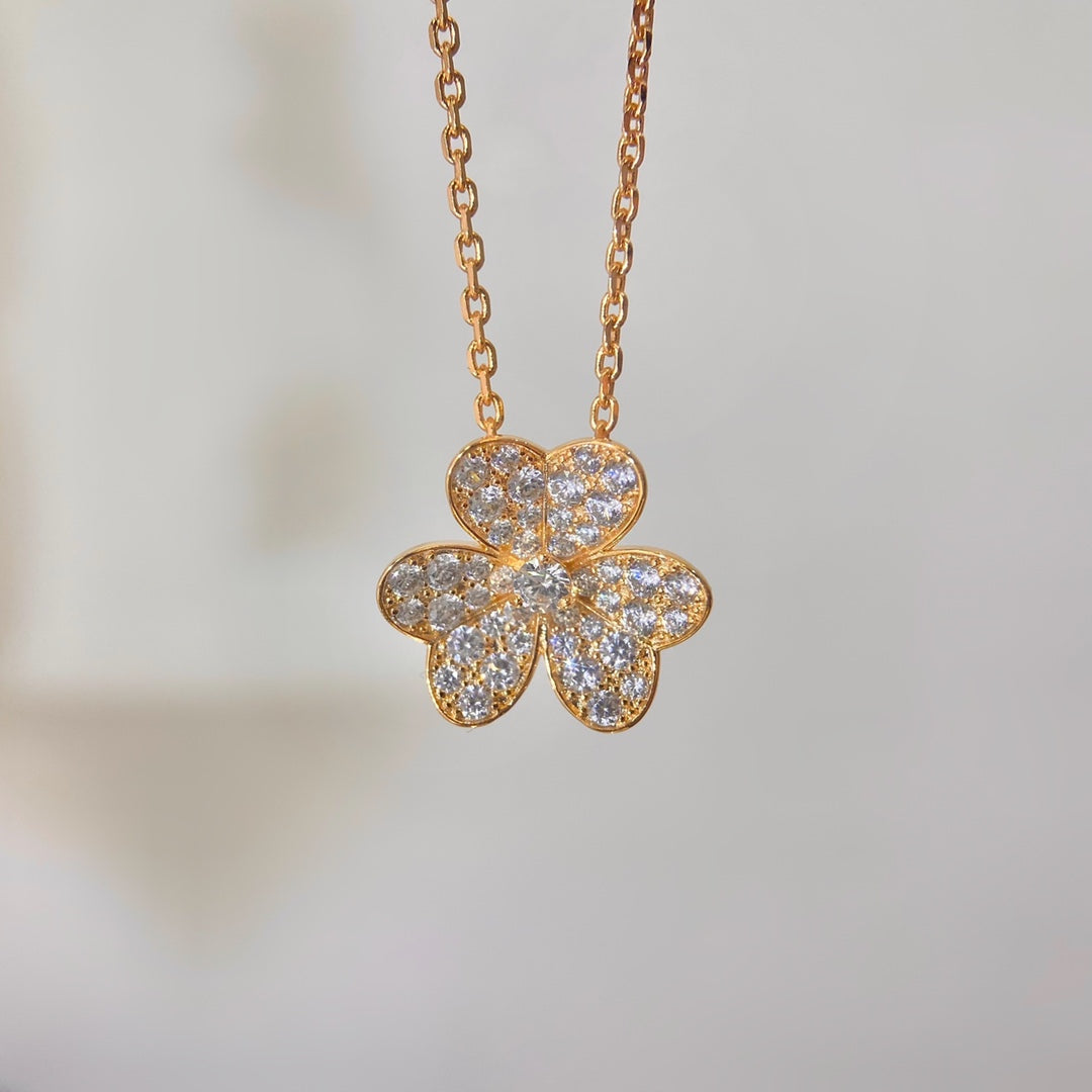 [⭐Veyra]FLOWER DIAMOND NECKLACE