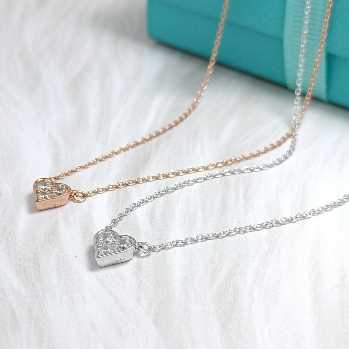[⭐Veyra Jewels]HEART 3 DIAMONDS PEDANT NECKLACE