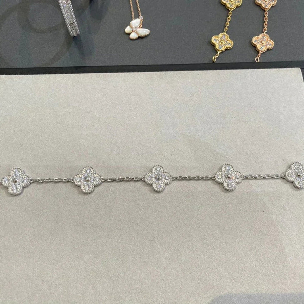 [⭐Veyra] CLOVER 5 MOTIF FULL DIAMOND BRACELET COLLECTION