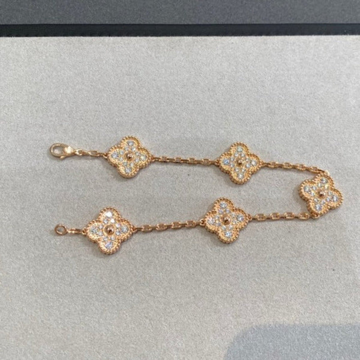 [⭐Veyra] CLOVER 5 MOTIF FULL DIAMOND BRACELET COLLECTION