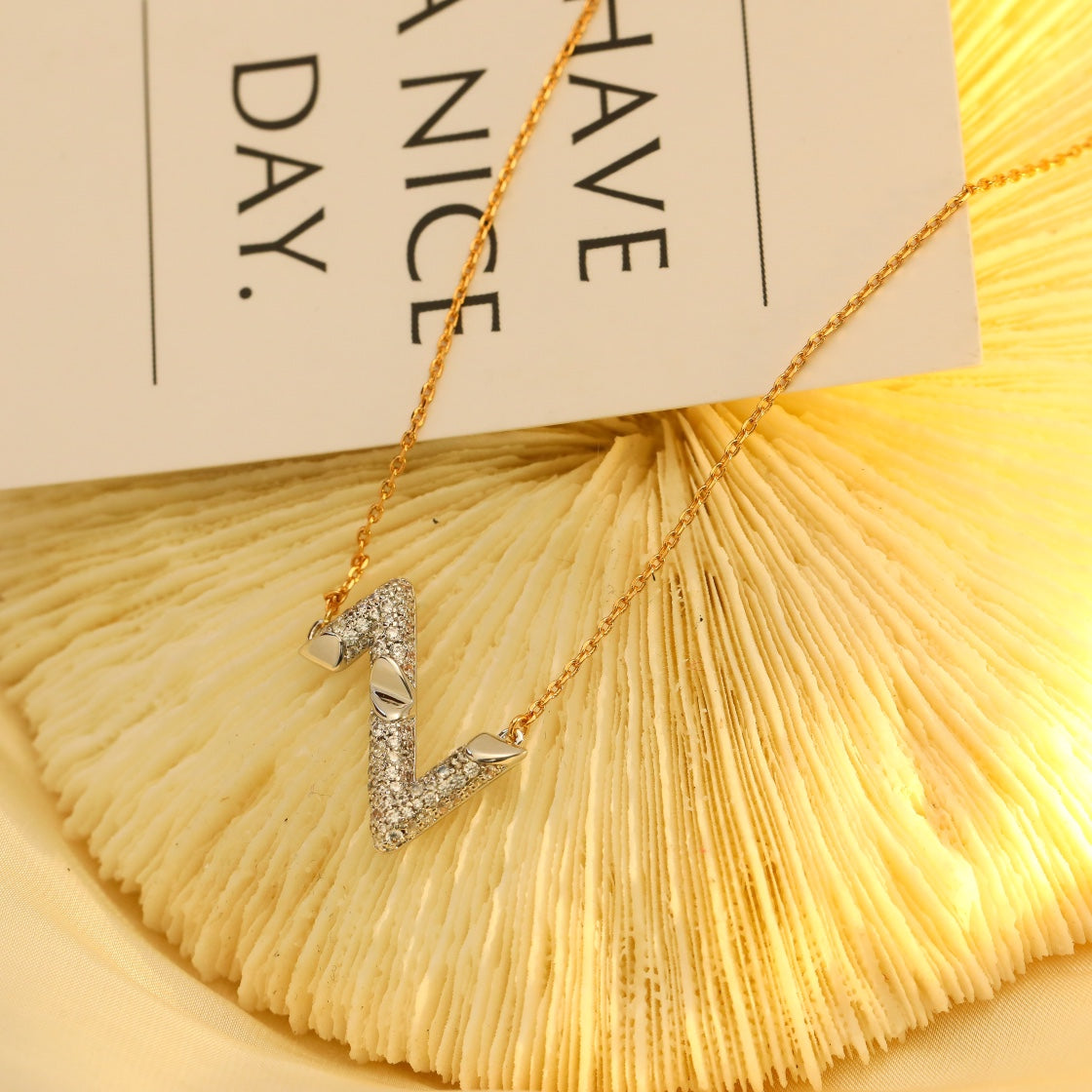 [⭐Veyra]VOLT SILVER DIAMOND PEDANT NECKLACE