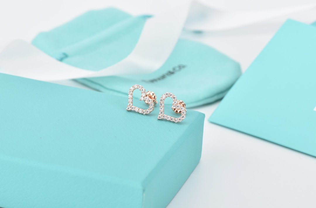 [⭐Veyra Jewels]OPEN HEART STUD DIAMOND EARRINGS
