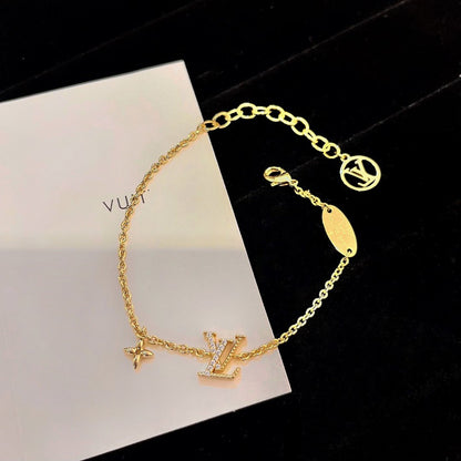 [⭐Veyra]LOGO STAR MOTIF GOLD BRACELET