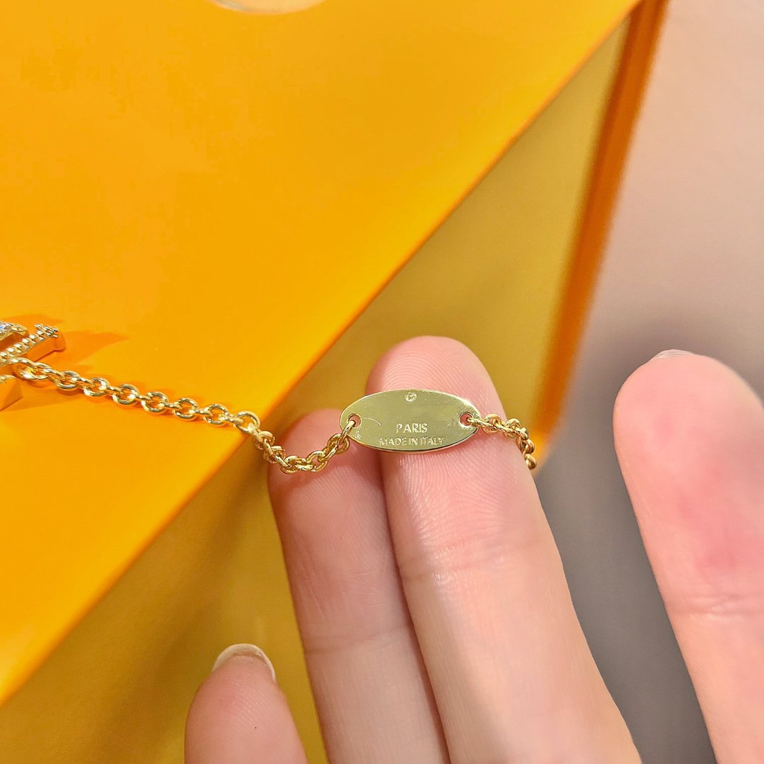 [⭐Veyra]LOGO STAR MOTIF GOLD BRACELET