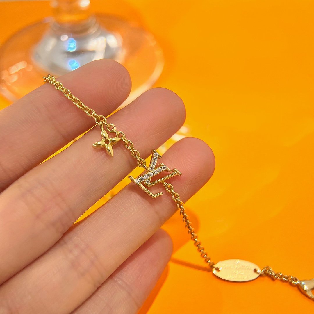 [⭐Veyra]LOGO STAR MOTIF GOLD BRACELET