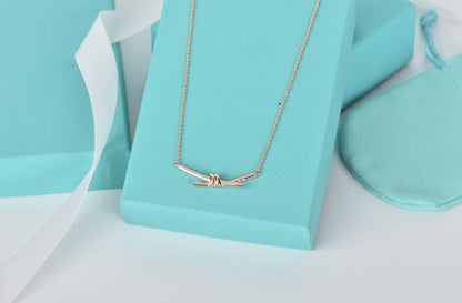 [⭐Veyra Jewels]KNOT NECKLACE