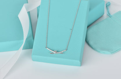 [⭐Veyra Jewels]KNOT NECKLACE