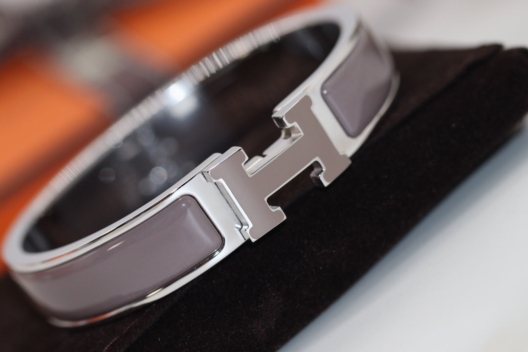[⭐Veyra]H BRACELET 12MM BROWN