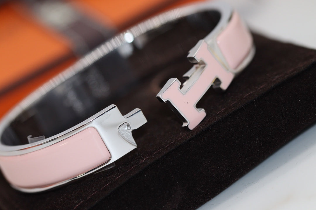 [⭐Veyra]H BRACELET 12MM PINK