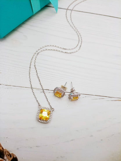 [⭐Veyra Jewels]⭐VeyraLERS CITRINE GEMSTONE PENDANT NECKLACE STERLING SILVER