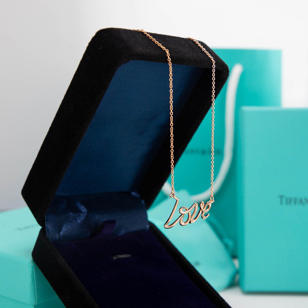 [⭐Veyra Jewels]PALOMA S GRAFFITI LOVE NECKLACE