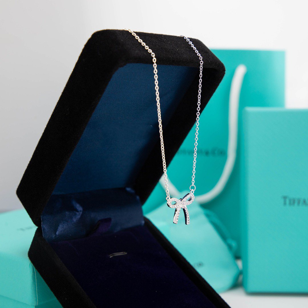[⭐Veyra Jewels]RIBBON NECKLACE BOW PENDANT DIAMOND CHARM CHAIN