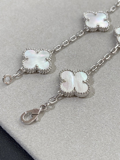 [⭐Veyra]CLOVER WHITE PEARL MOP 5 MOTIF BRACELET COLLECTION