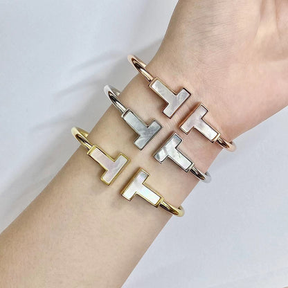 [⭐Veyra Jewels]T WIDE MOP OPEN BRACELET