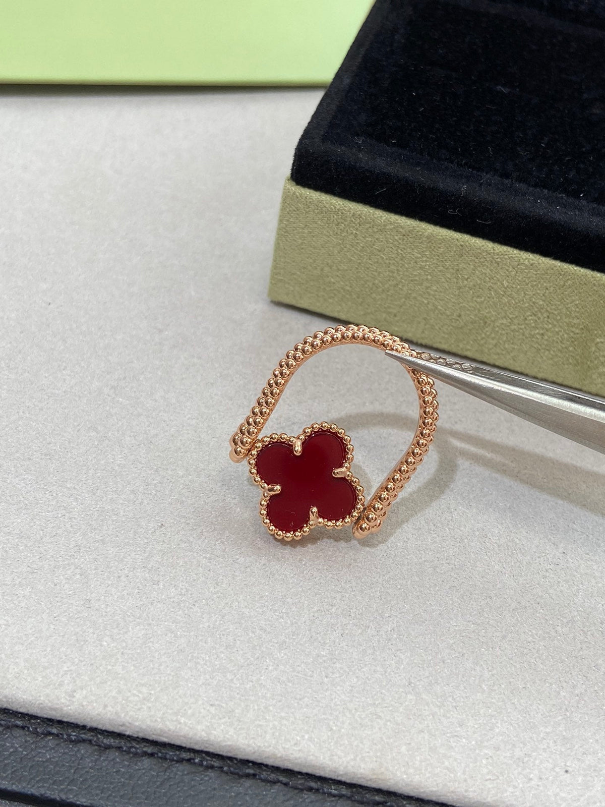 [⭐Veyra]CLOVER RIVERSIBLE ROSE GOLD RING