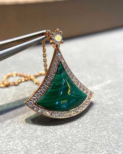 [⭐Veyra]DREAM MALACHITE DIAMOND PAVED PINK GOLD NECKLACE