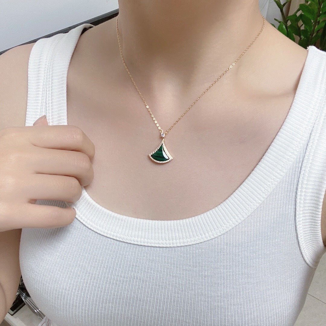 [⭐Veyra]DREAM MALACHITE DIAMOND PAVED PINK GOLD NECKLACE