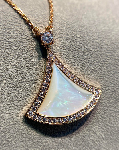 [⭐Veyra]DREAM MOP DIAMOND PAVED PINK GOLD NECKLACE