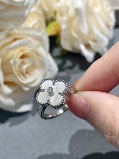 [⭐Veyra]CLOVER SILVER MOP DIAMOND RING