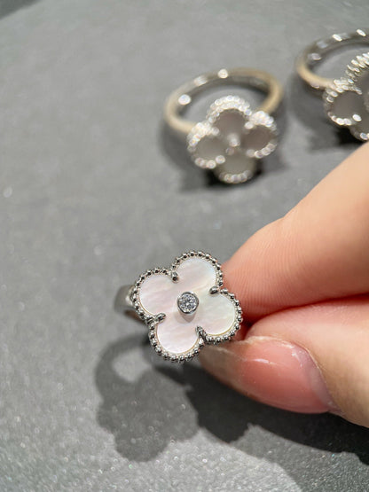 [⭐Veyra]CLOVER SILVER MOP DIAMOND RING
