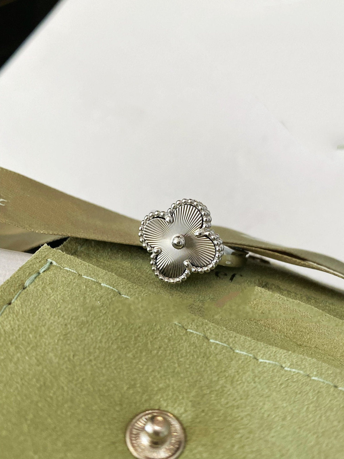[⭐Veyra]CLOVER SILVER RING